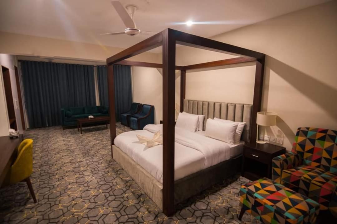 Tibet Hotel Skardu Εξωτερικό φωτογραφία